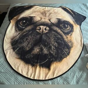 Face pug towell or can use as a blanket size 48 W X 49 long